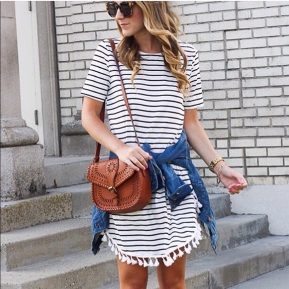 tassel t-shirt dress - Picture 3 of 6